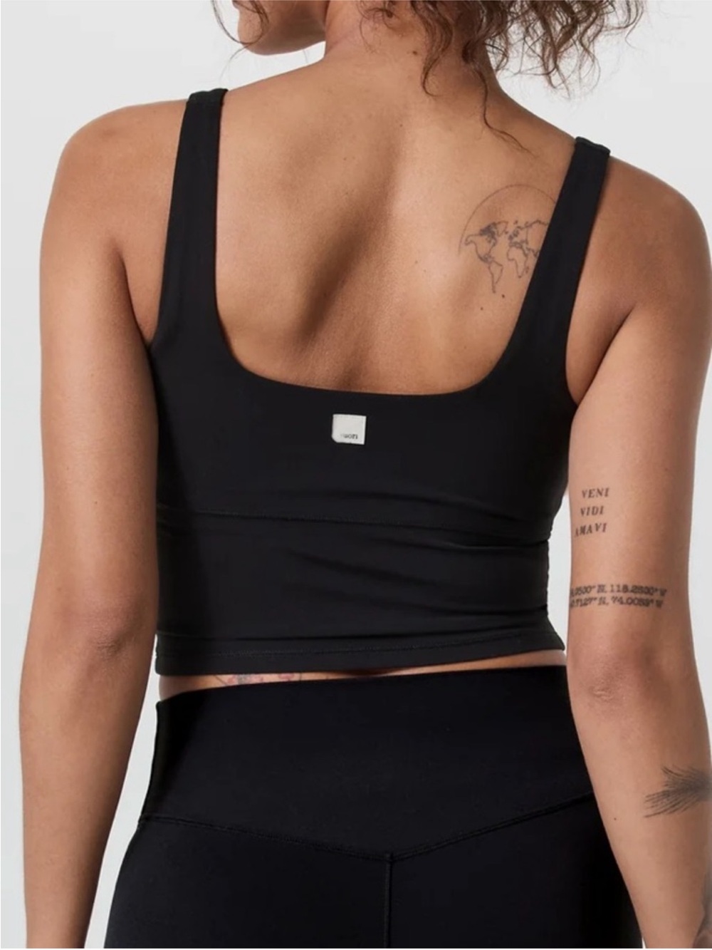 Vuori All the Form Support Tank Top in Black